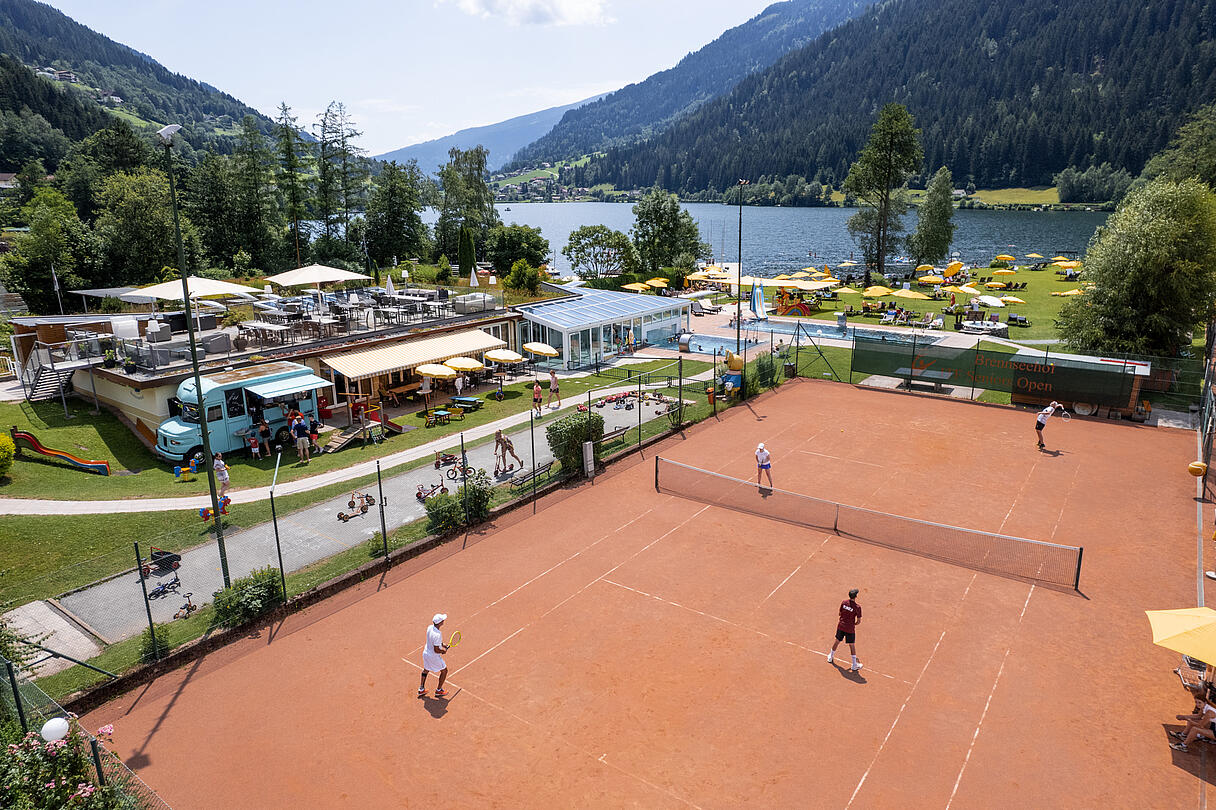 Tennis mit Seeblick © Gert Perauer_Brennseehof