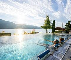 Sonnenschein am Pool  © Gert Perauer_Badehaus Millstätter See