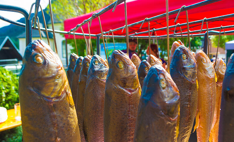Gebratener Fisch am Fischfest in Feld am See  © Michael Plakolb