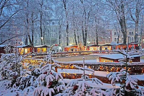 Verschneiter Adventmarkt Spittal/Drau 